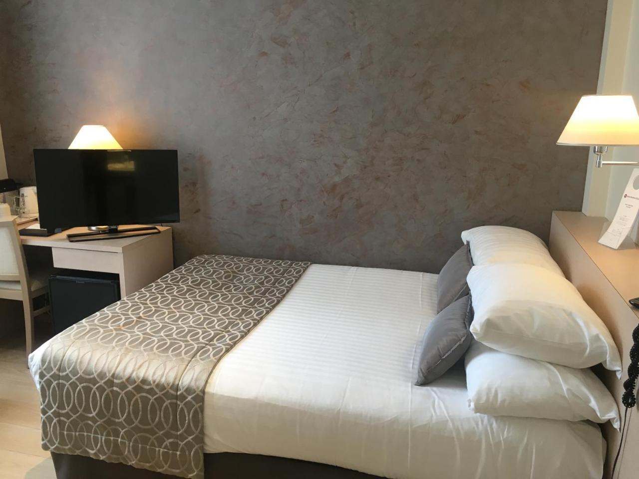 Best Western Plus Hotel Carlton Άννεσι Εξωτερικό φωτογραφία